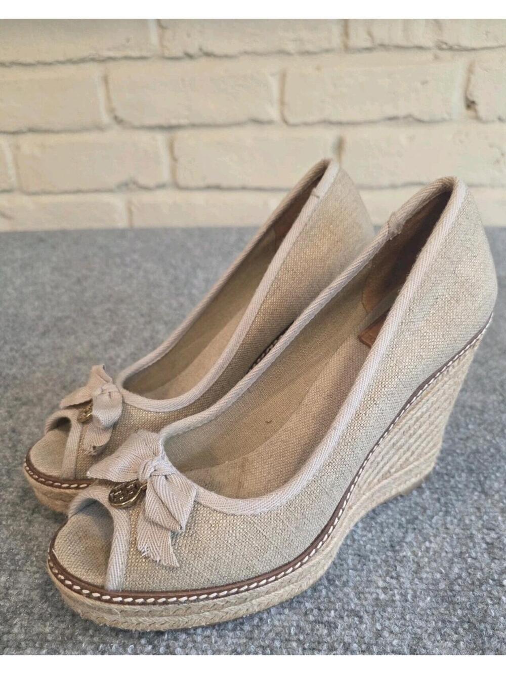 TORY BURCH Natural Linen Canvas Peep Toe Wedge Heels $285 Sz 10B